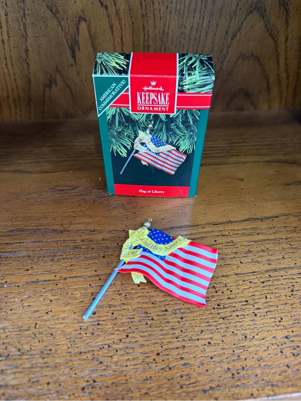 Hallmark Keepsake 'Flag of Liberty' Patriotic Ornament - Red, White, Blue, Gold